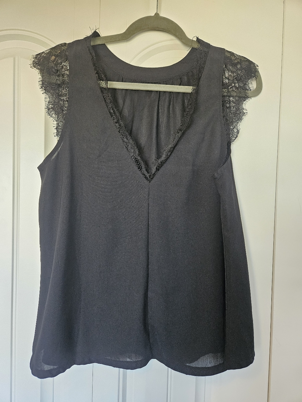 Black Lace Sleeve V-Neck Tank Top